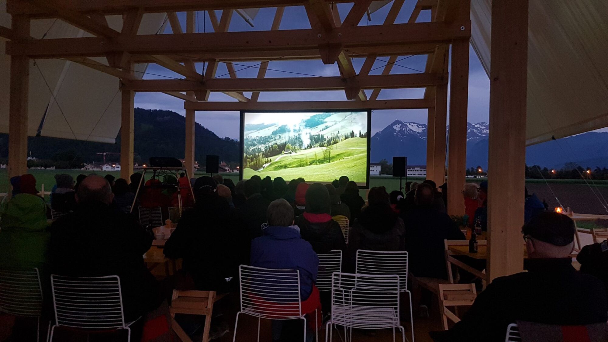 32950822 10156268860216083 3332790932595539968 n